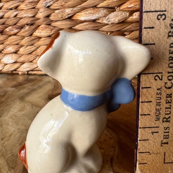 Puppy with blue bow pepper shaker - Picture 2 of 4